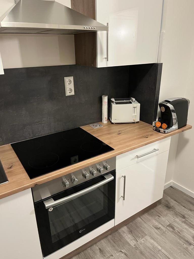 Schoene Ferienwohnung/Pendlerwohnung Uelzen Esterno foto